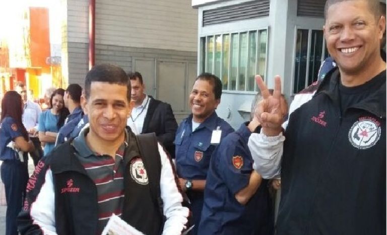 Jornal da Vit�ria � recebido com alegria por Trabalhadores