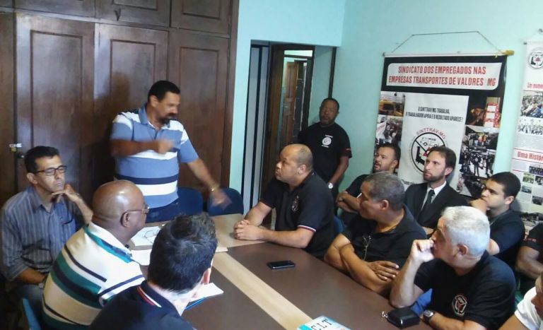 Reuni�o Sinttrav-MG 