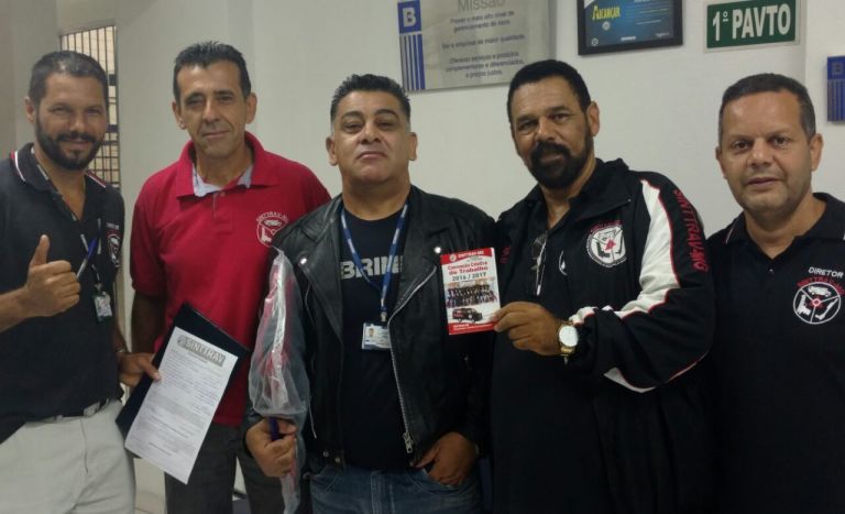 Entrega de brindes e nova CCT nas empresas Proforte e Brinks