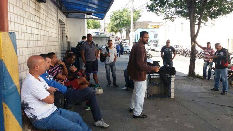 TRABALHO DE BASE E SINDICALIZA��O - Brinks e Esquadra em BH 