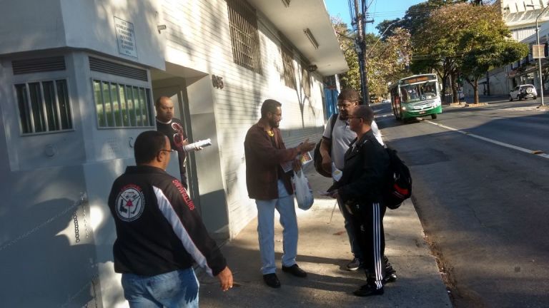 Entrega de boletim - Convoca��o para assembleia avalia��o da proposta patronal